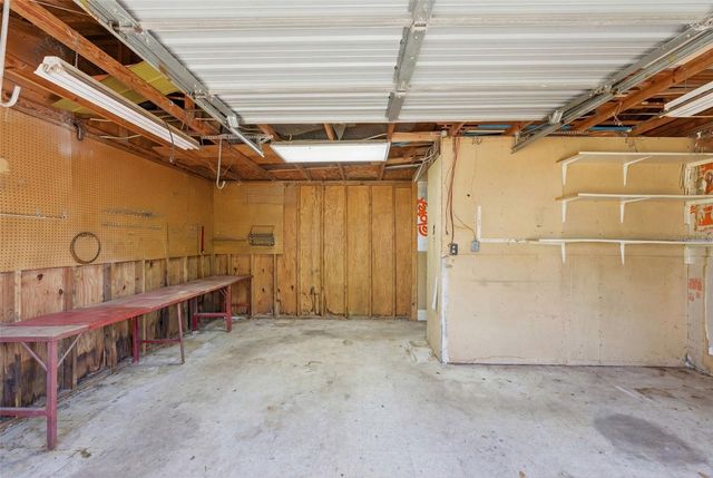 6107 SE ARTHUR ROAD, Belleview, FL 34420