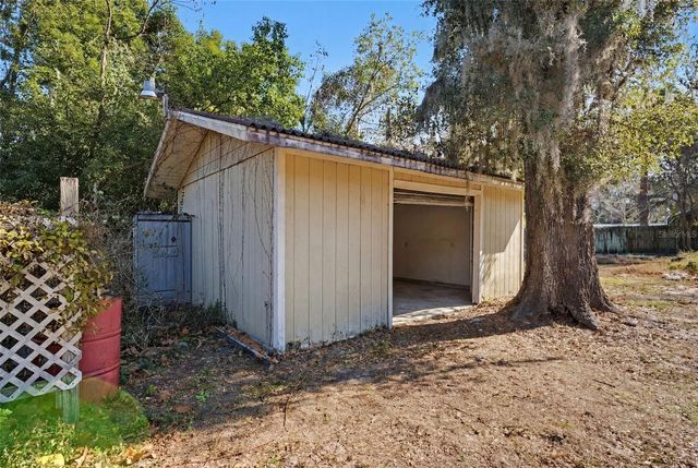 6107 SE ARTHUR ROAD, Belleview, FL 34420