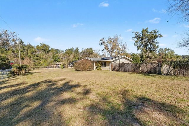 6107 SE ARTHUR ROAD, Belleview, FL 34420