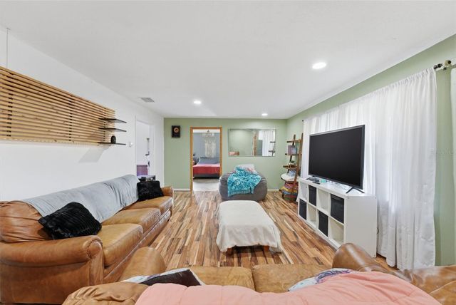 6107 SE ARTHUR ROAD, Belleview, FL 34420