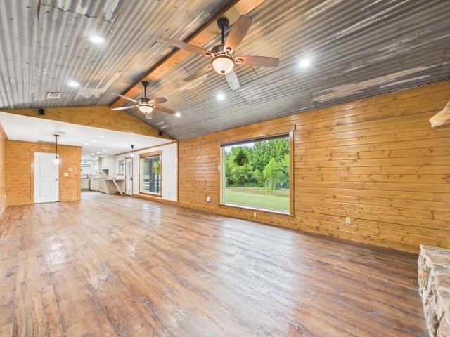 15460 County Road 434, Lindale, TX 75771