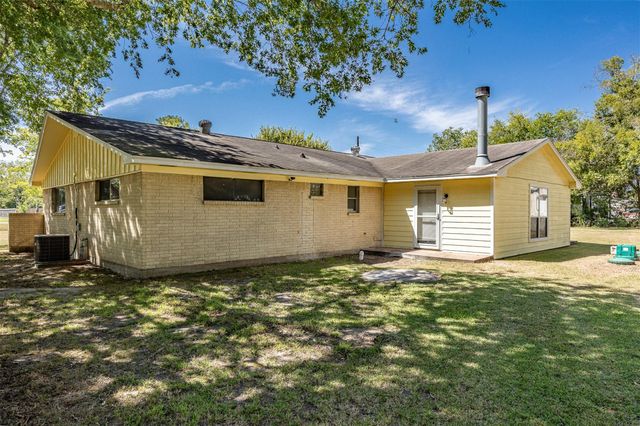 15502 Atwood Lane, Crosby, TX 77532