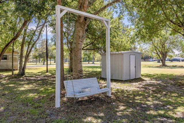 15502 Atwood Lane, Crosby, TX 77532