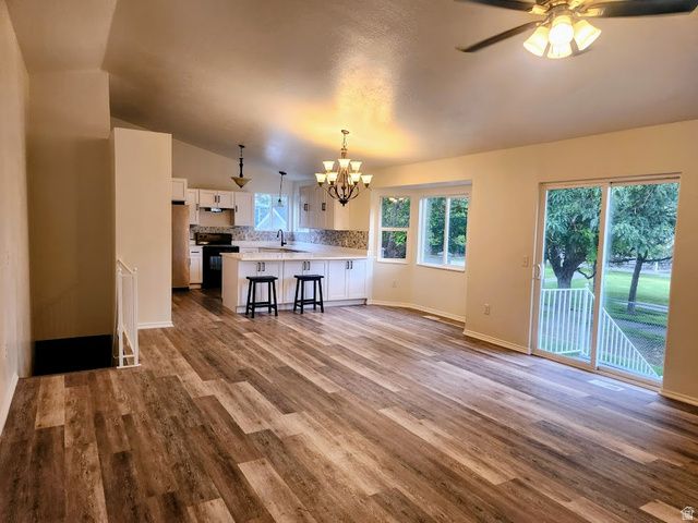 5914 VALLEY POINT DR, West Valley City, UT 84128
