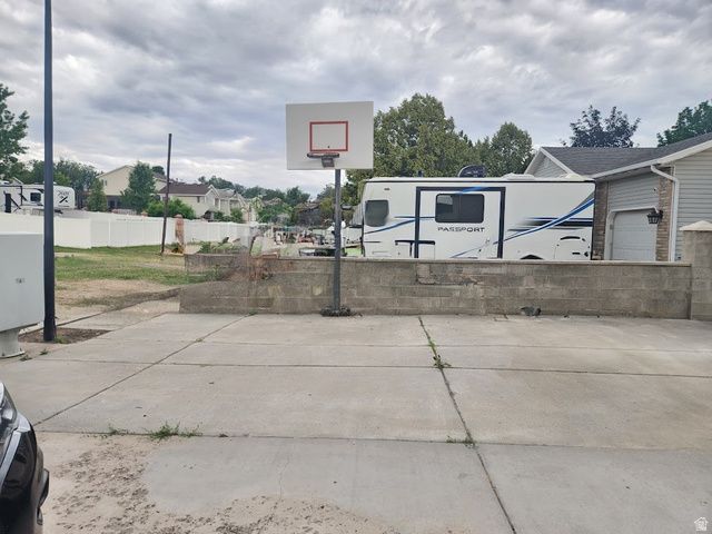 5914 VALLEY POINT DR, West Valley City, UT 84128