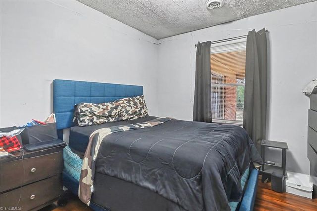 1312 Rotherwood Road, Greensboro, NC 27406
