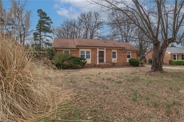 1312 Rotherwood Road, Greensboro, NC 27406