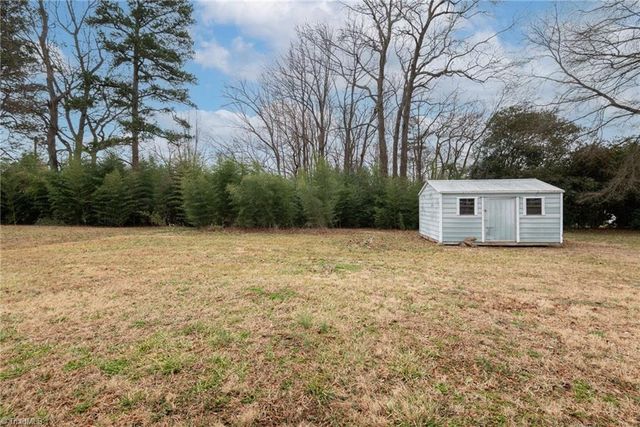 1312 Rotherwood Road, Greensboro, NC 27406