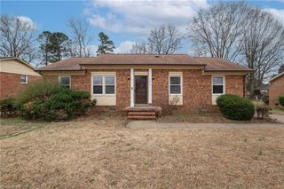 1312 Rotherwood Road, Greensboro, NC 27406