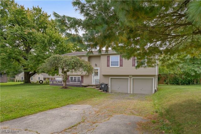 3671 Burkey Road, Austintown, OH 44515
