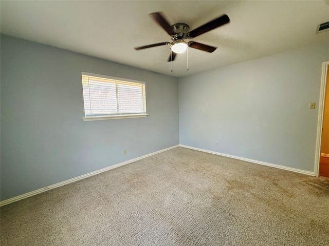 1112 Joanna Circle, Desoto, TX 75115