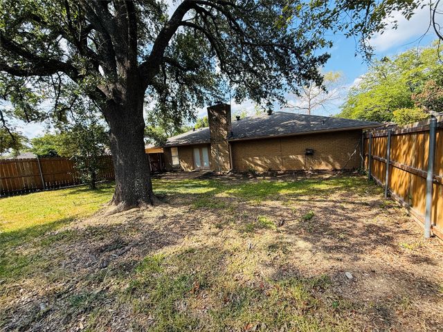 1112 Joanna Circle, Desoto, TX 75115