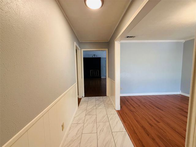 1112 Joanna Circle, Desoto, TX 75115