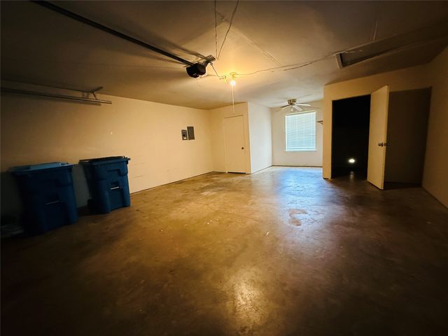 1112 Joanna Circle, Desoto, TX 75115