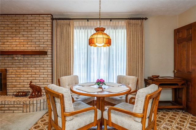 374 Shadywood Drive, Clayton, OH 45415