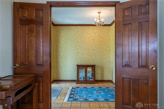 374 Shadywood Drive, Clayton, OH 45415