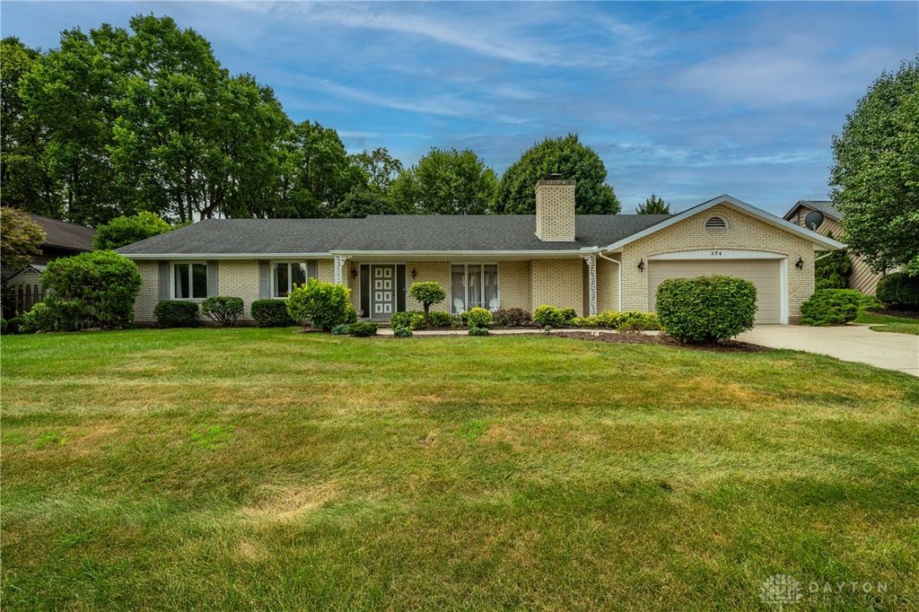 374 Shadywood Drive, Clayton, OH 45415