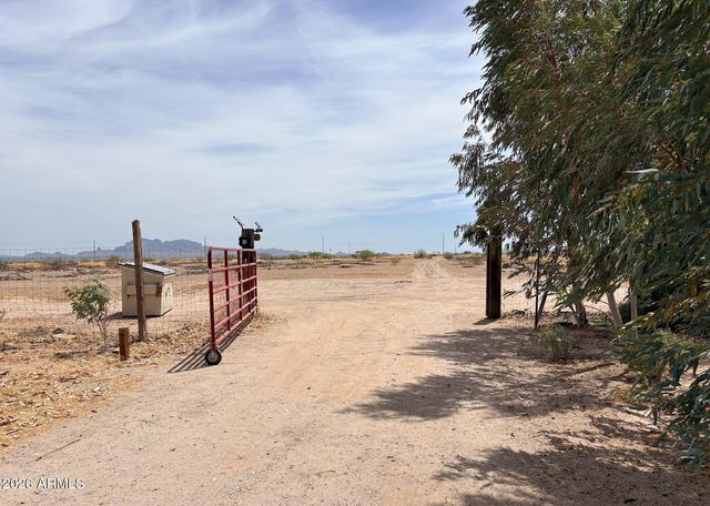 8802 S 537th Avenue, Tonopah, AZ 85354
