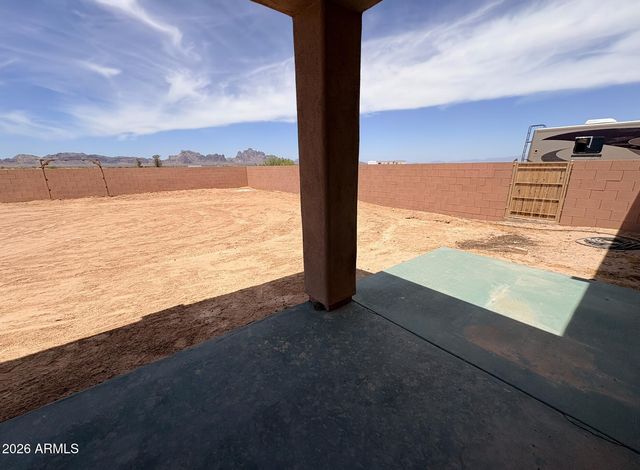 8802 S 537th Avenue, Tonopah, AZ 85354