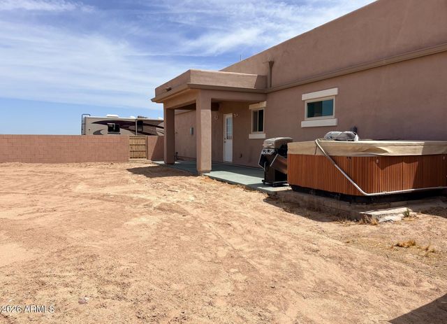 8802 S 537th Avenue, Tonopah, AZ 85354