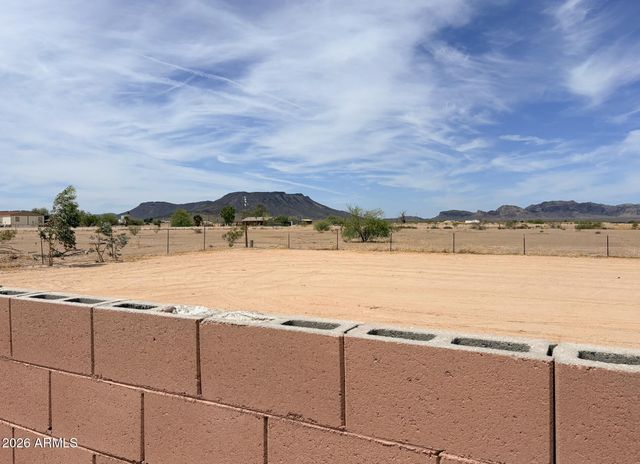 8802 S 537th Avenue, Tonopah, AZ 85354