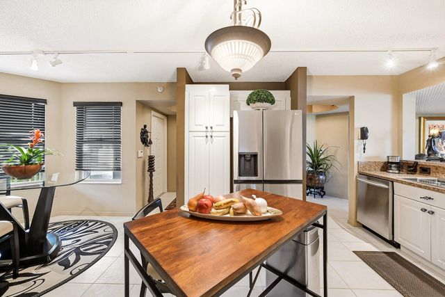 7763 Southampton Terrace 309, Tamarac, FL 33321