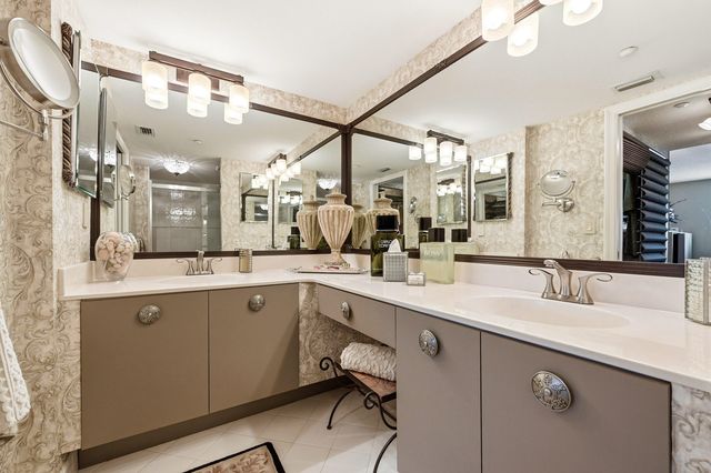 7763 Southampton Terrace 309, Tamarac, FL 33321