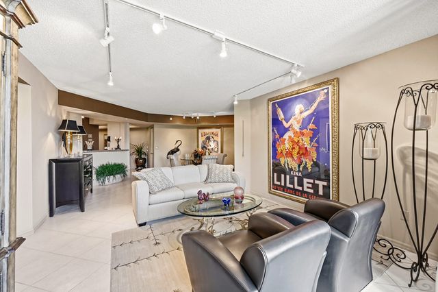 7763 Southampton Terrace 309, Tamarac, FL 33321