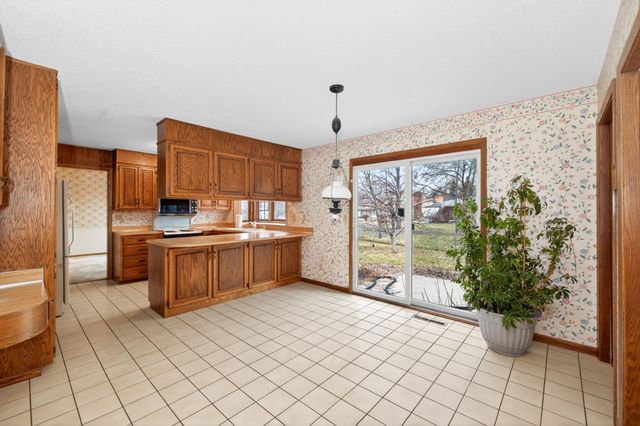 3525 Longfellow Road N, Fargo, ND 58102