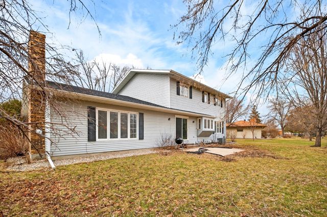 3525 Longfellow Road N, Fargo, ND 58102