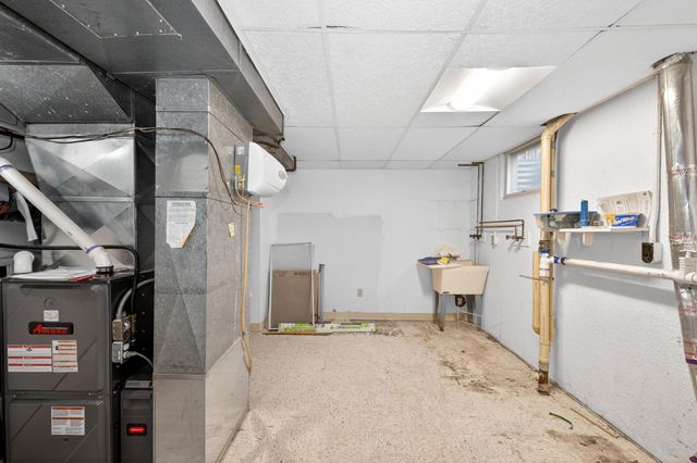 3525 Longfellow Road N, Fargo, ND 58102