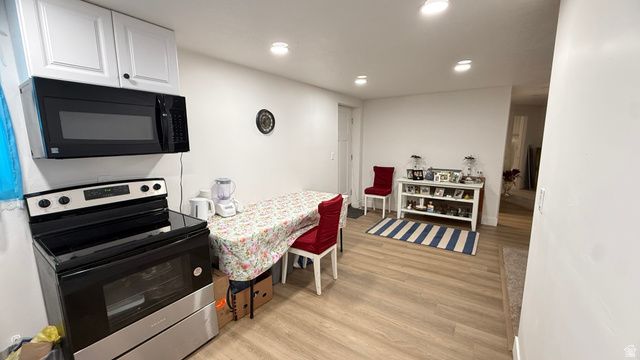 9088 S JULIE ANN WAY, West Jordan, UT 84088