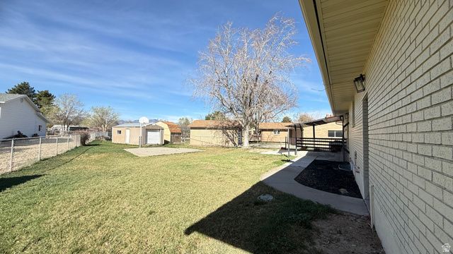 9088 S JULIE ANN WAY, West Jordan, UT 84088