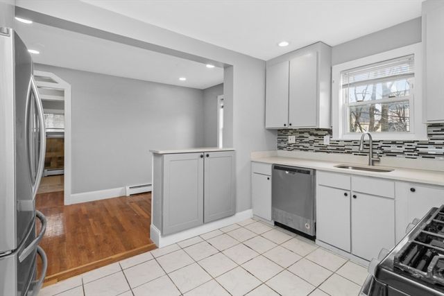 66R Stanley St 1, Boston, MA 02125