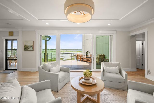 2102 Bay Street, Beaufort, SC 29902