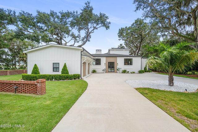 2102 Bay Street, Beaufort, SC 29902