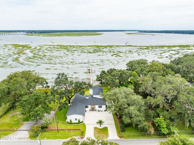 2102 Bay Street, Beaufort, SC 29902