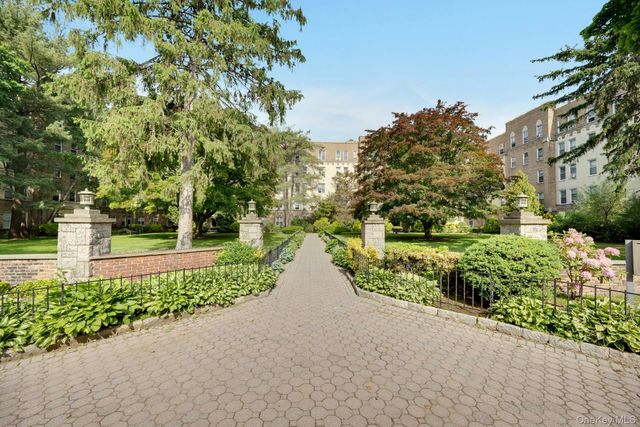 472 Gramatan Avenue A3, Mount Vernon, NY 10552