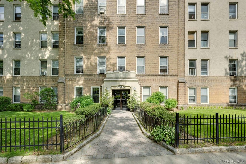 472 Gramatan Avenue A3, Mount Vernon, NY 10552