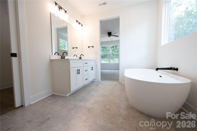 225 Silver Creek Road, Concord, NC 28025
