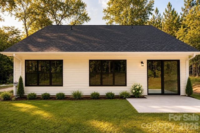 225 Silver Creek Road, Concord, NC 28025