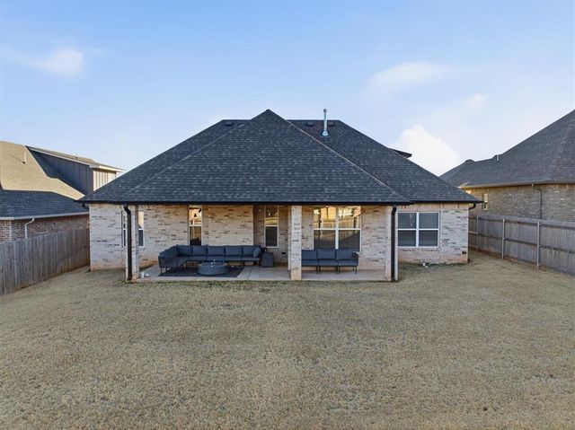 9209 SW 44th Terrace, Oklahoma City, OK 73179