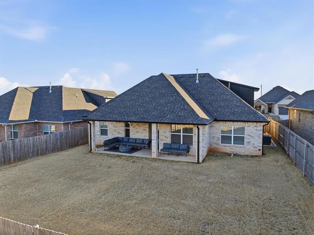 9209 SW 44th Terrace, Oklahoma City, OK 73179