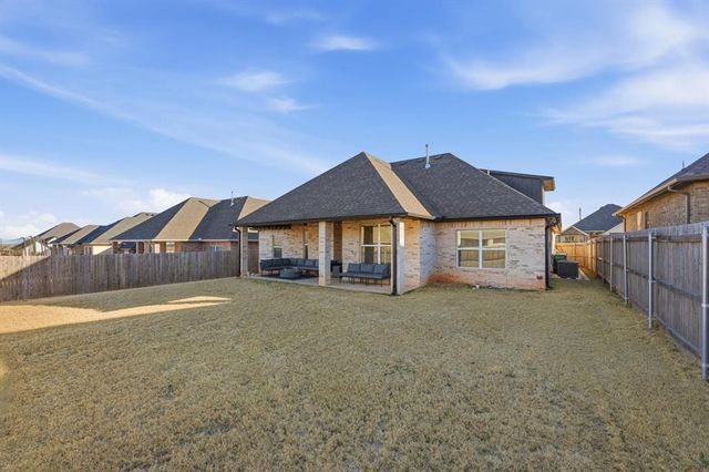 9209 SW 44th Terrace, Oklahoma City, OK 73179