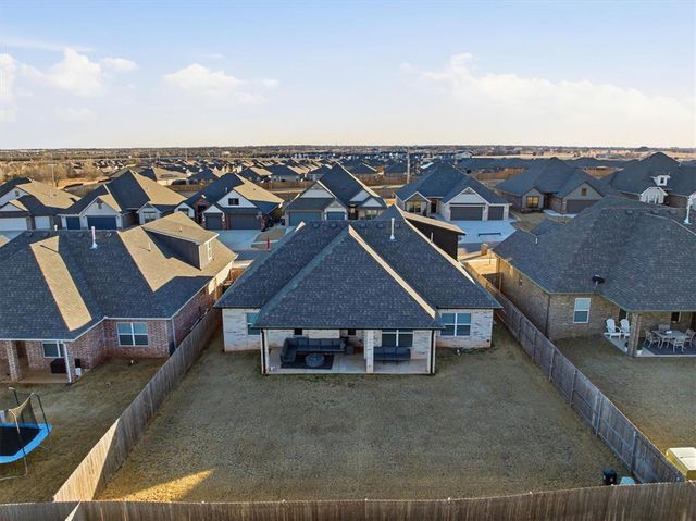 9209 SW 44th Terrace, Oklahoma City, OK 73179