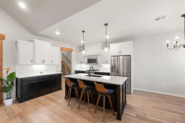 9209 SW 44th Terrace, Oklahoma City, OK 73179