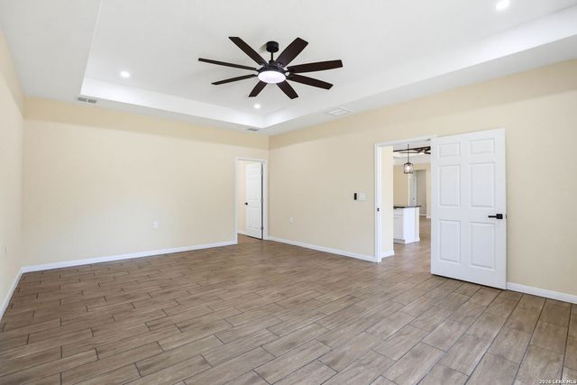 48 Grey Fox, Poteet, TX 78065