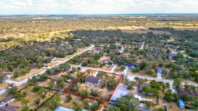 48 Grey Fox, Poteet, TX 78065