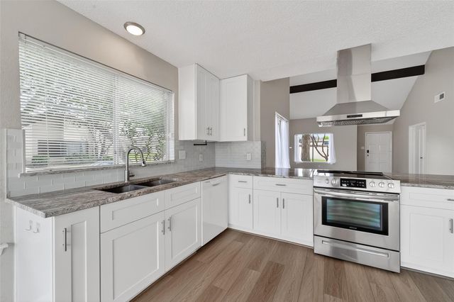 7164 S Dairy Ashford Road, Houston, TX 77072