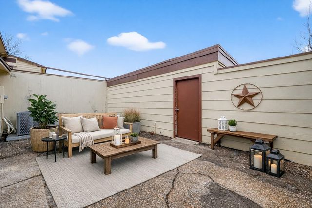 7164 S Dairy Ashford Road, Houston, TX 77072